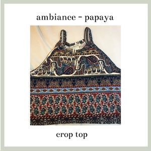 crop top with elefante on them